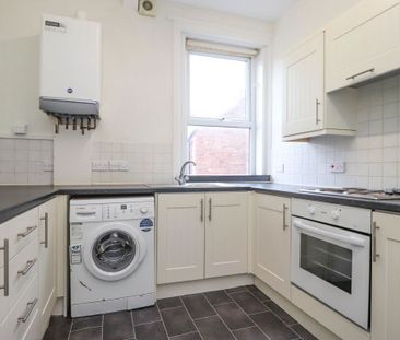 Flat in Beaconsfield Street, Carlisle - Photo 2