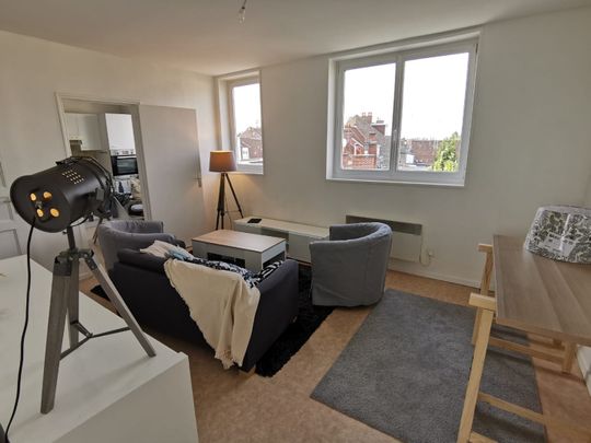 Location Appartement 2 pièces 47m² LILLE 59000 - Photo 1