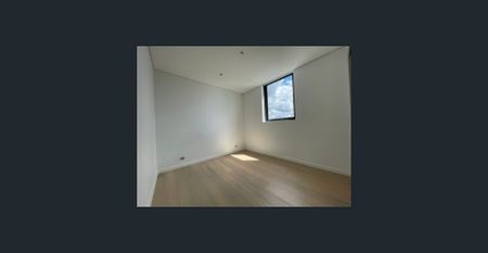 3 layers Penthouse, with 3 beds 2 baths 2 car parking study deck and balcony - Photo 2