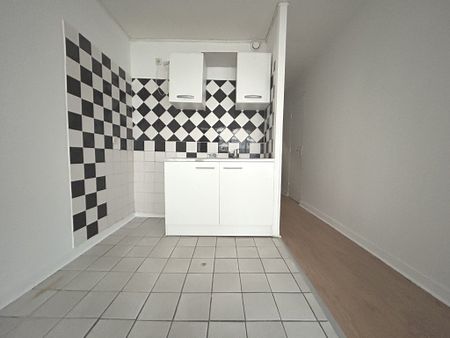 Location Appartement 2 pièces 30m² - Photo 4