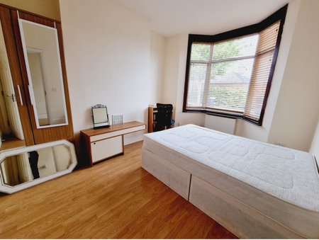 4 Bed Student Accommodation - Photo 5