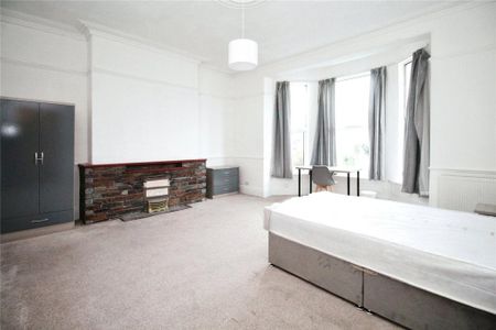 8 bedroom terraced house to rent - Photo 3