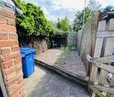 2 bedroom terraced house to rent - Photo 6