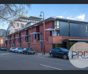 Class on Collins - Photo 6