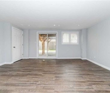 For Lease - 11 Whitbread Crescent, Ajax, Ontario - Photo 5