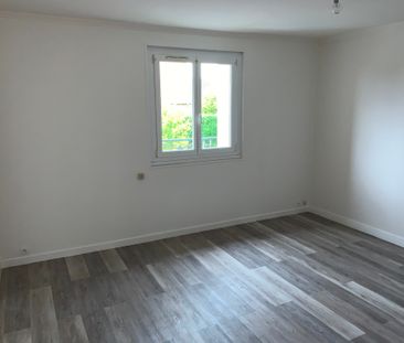 F1 de 32 m² VERSON - Photo 3