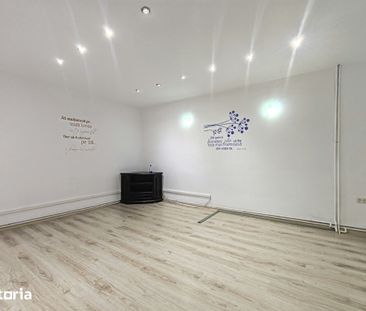 Casă 8 camere, curte generoasă - Fotografie 5