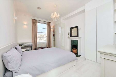 SHORT LET - One bedroom apartment set only 100 meters from Little Venice Canal in a period white stucco building - Photo 5