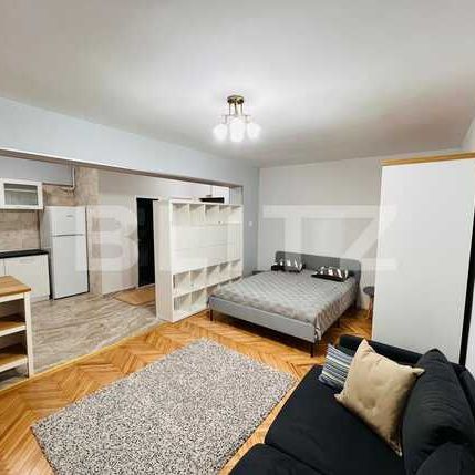 Studio spatios de 45 mp, mobilat modern, zona centrala - Fotografie 1