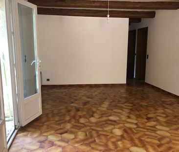 Location Appartement 4 pièces 96m² GAREOULT 83136 - Photo 6