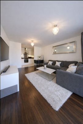 1 Bed Flat, Westgate House, TW8 - Photo 1
