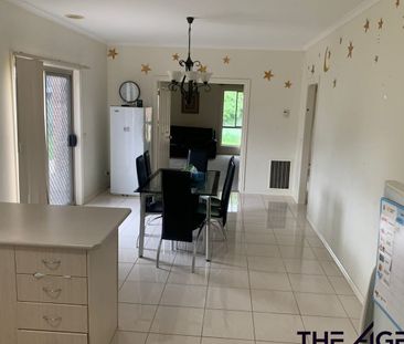 Spacious Family Home with Huge Backyard in Bluestone Green Estate - Photo 4