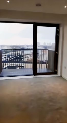 2 Bedroom 2 Bathroom Apartment 113 - Photo 5