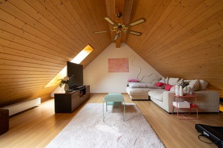 Vaste appartement-galerie dans le centre-ville d'Aarberg - Foto 2