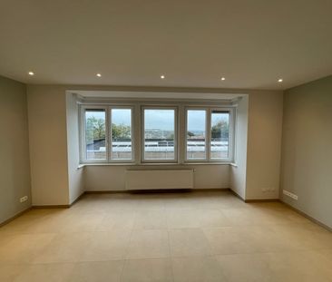 Appartement te huur - Foto 2