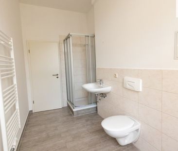 Zentral gelegene Wohnung - modern saniert - Fahrstuhl - PKW-Stellpl... - Photo 4