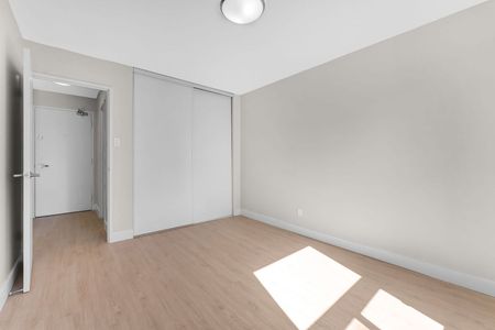 145 York St - Photo 3