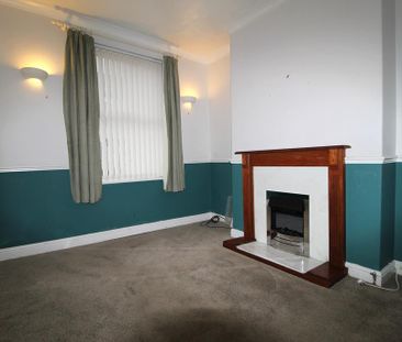 2 bedroom end of terrace house to rent - Photo 5