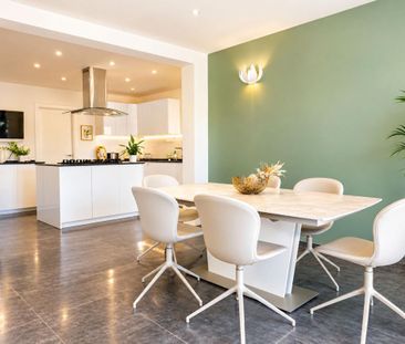 Location Maison 4 pièces 145m² MOUGINS 06250 - Photo 2