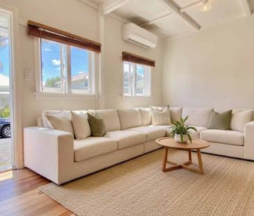 Stylish 2-Bedroom Character Gem - Photo 2