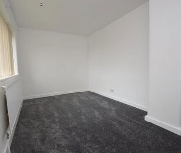 2 bedroom townhouse to rent - Photo 3