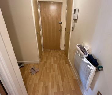2 bed flat to rent in Quayside Drive - Photo 5