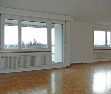 Grosszügige und moderne Wohnung - Photo 1