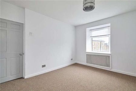 Flat, Leeds Road, Ilkley, West Yorkshire, LS29 - Photo 4