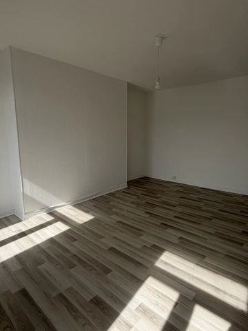 Location Appartement 2 pièces 52m² BOULOGNE SUR MER 62200 - Photo 2