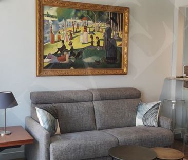 Appartement • Paris 8ème - Photo 1