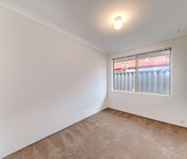 24 Voltaire Crescent, Ridgewood WA 6030 - Photo 2