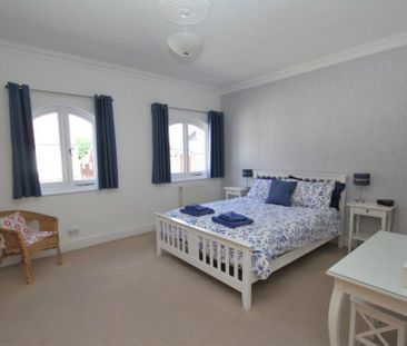 2 bedroom cottage to rent - Photo 2