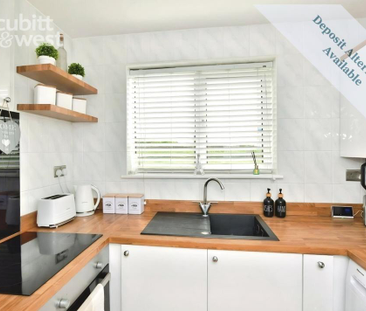 2 bedroom ground floor maisonette to rent - Photo 4