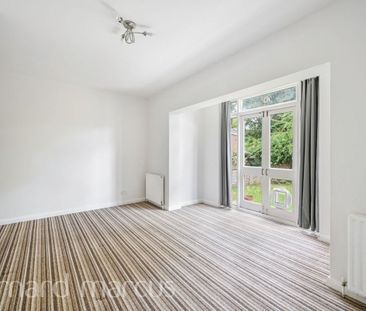Westbury Road - Photo 1