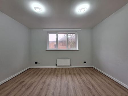 Ching Way, London E4 - Photo 2