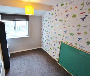 3 bedroom House To Let - Photo 5