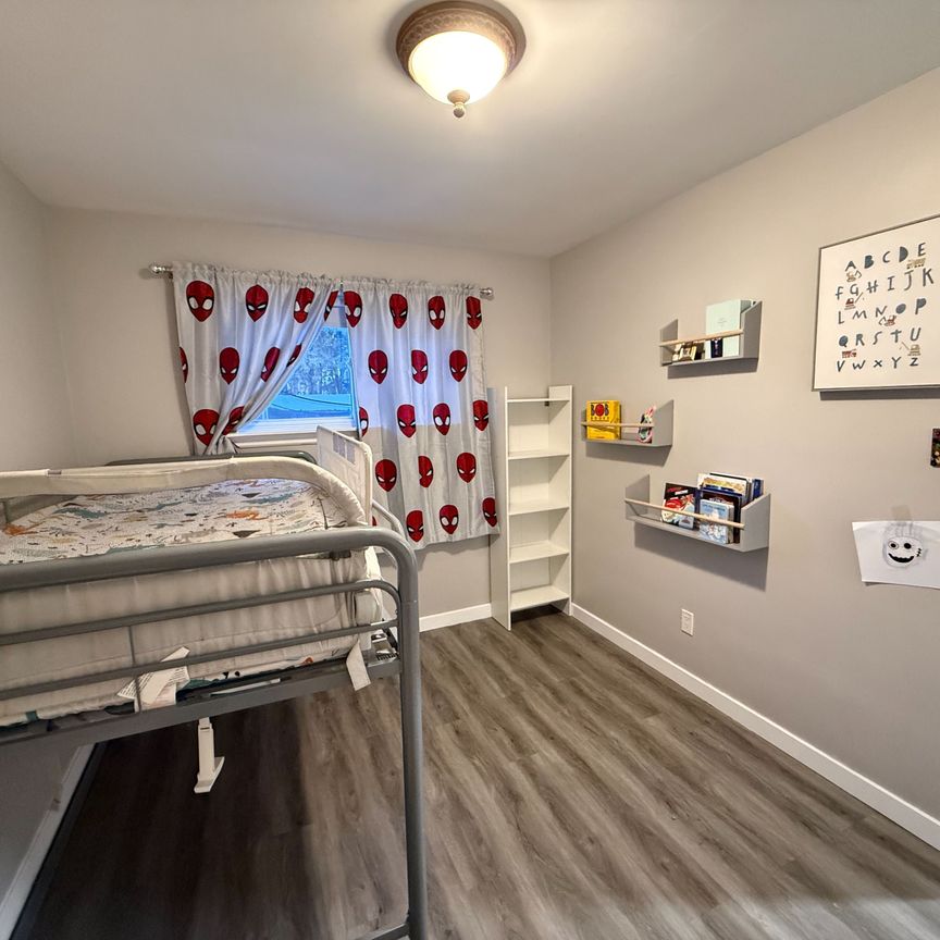 For Lease - 257 Silverbirch Drive Unit# Main, Newmarket, Ontario - Photo 1