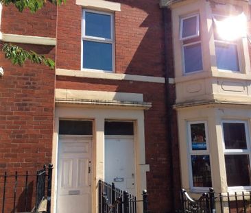 5 bedroom flat to rent - Photo 6