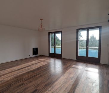 Location Appartement 3 pièces 81m² - Photo 1