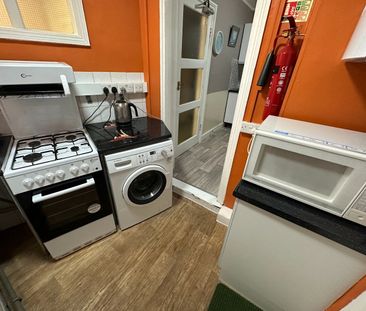 Room in a Shared House, Riffel Road, NW2 - Photo 6