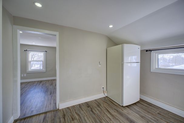 For Lease - 24 Duke Street Unit# 3, Brantford, Ontario - Photo 1