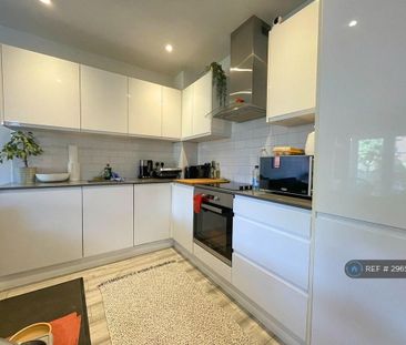 2 bedroom semi-detached house to rent - Photo 4