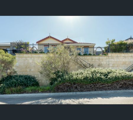 11 Petersfield Lane, Wellard, WA 6170 - Photo 2