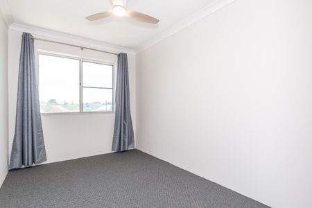 5/13-15 Marine Parade, Redcliffe QLD 4020 - Apartment For Rent | Domain - Photo 2