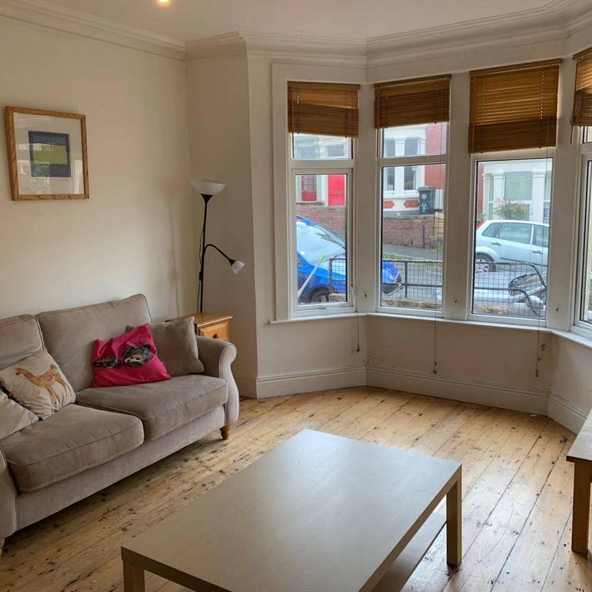 5 Bed Terraced House, Hamilton Road, BS3 - Photo 1