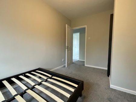 7 Malone Chase, Belfast, BT9 6XF - Photo 5