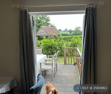 3 bedroom semi-detached house to rent - Photo 2