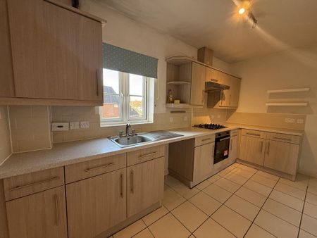 2 bedroom flat to rent - Photo 3