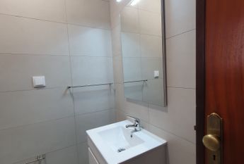 Apartamento T3 situado na zona residencial da Forca, em Aveiro.