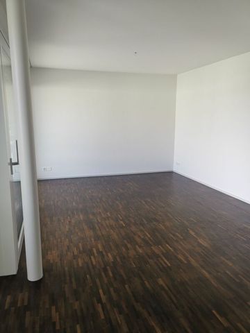 Moderne 3.5-Zimmer-Wohnung in Safnern zu vermieten - Foto 2
